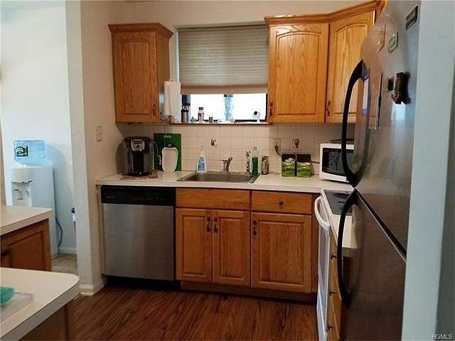 1st image of 501 Drew Ln #501