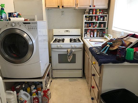 5th image of 614 N Madison Ave