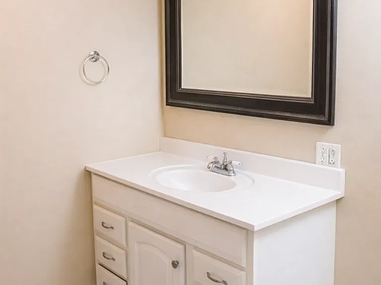 2706 Forest Dr — Photo 4