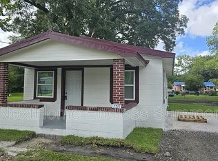 120 McCallman Rd, Jacksonville, FL 32218