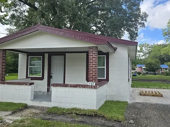 120 McCallman Rd, Jacksonville, FL 32218