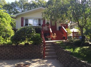 19 Zenith Rd, Rocky Point, NY 11778