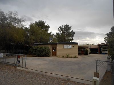 Completely Fenced/Exterior