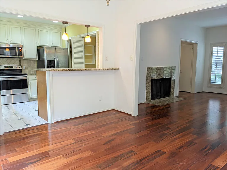 11711 Memorial Dr #133 — Photo 6