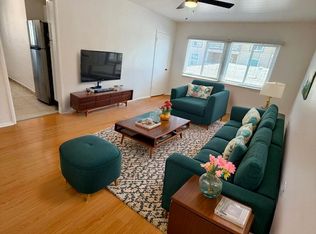 1000 Palm Ave APT 21, West Hollywood, CA 90069