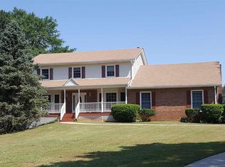 195 Thornton Dr, Fayetteville, GA 30214