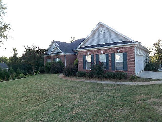 1st image of 127 Iron Horse Cir