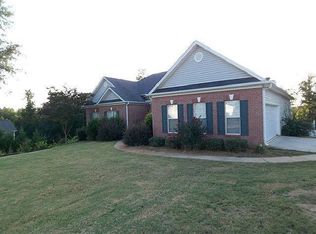 127 Iron Horse Cir, Pendergrass, GA 30567