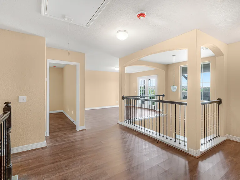 5488 Devonwood St — Photo 32