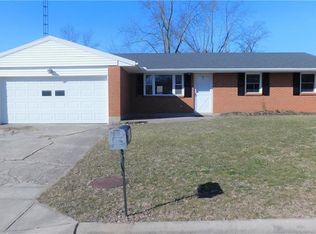 208 Surrey Ln, Greenville, OH 45331