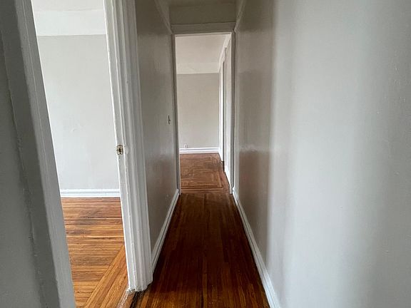 4th image of 3307 Hull Ave APT E5