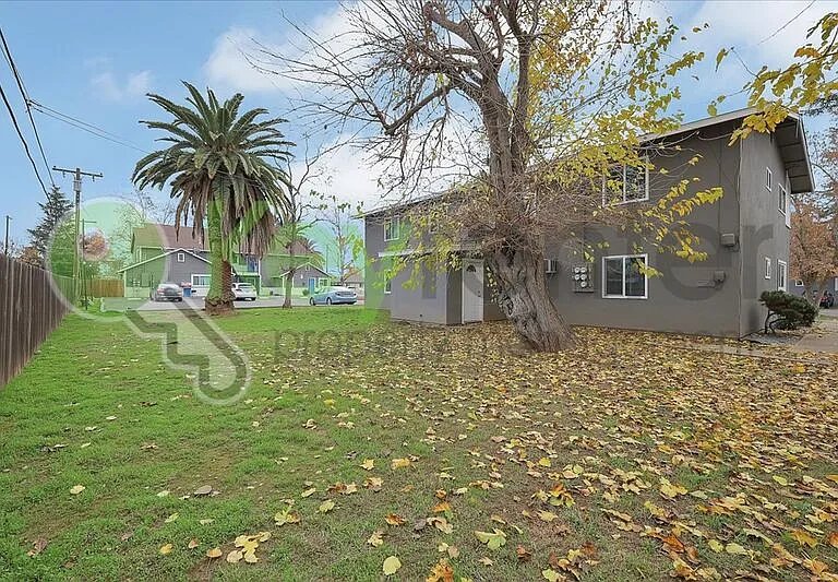 5720 Falconer Way #B — Photo 3