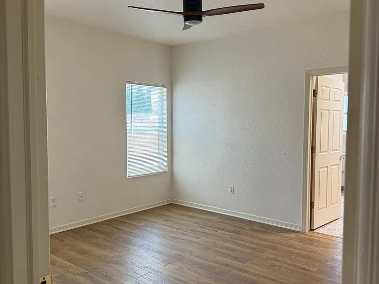 2651 Sunset Pl — Photo 9