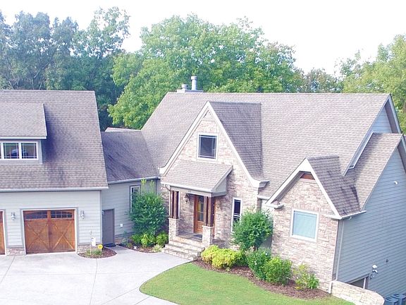 2nd image of 131 Joy Cir