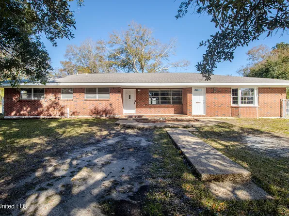 14936 Angela Dr, Gulfport, MS 39503