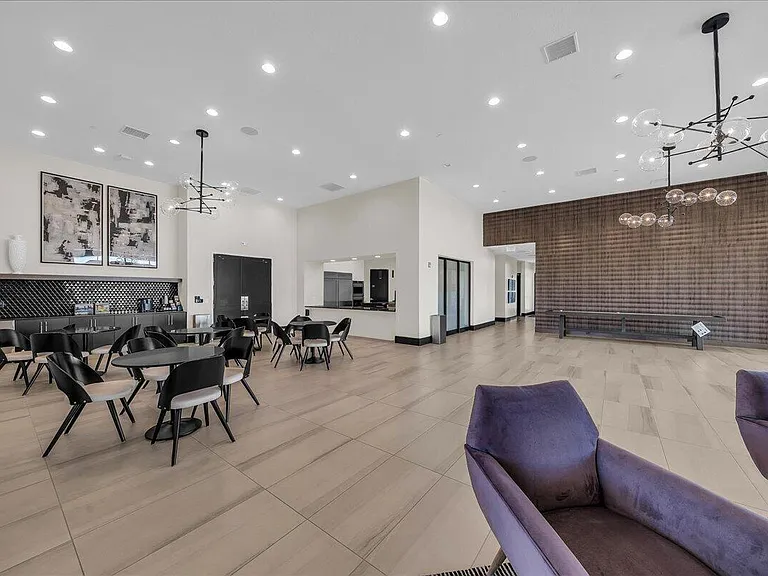 4849 S Martin Dr — Photo 42