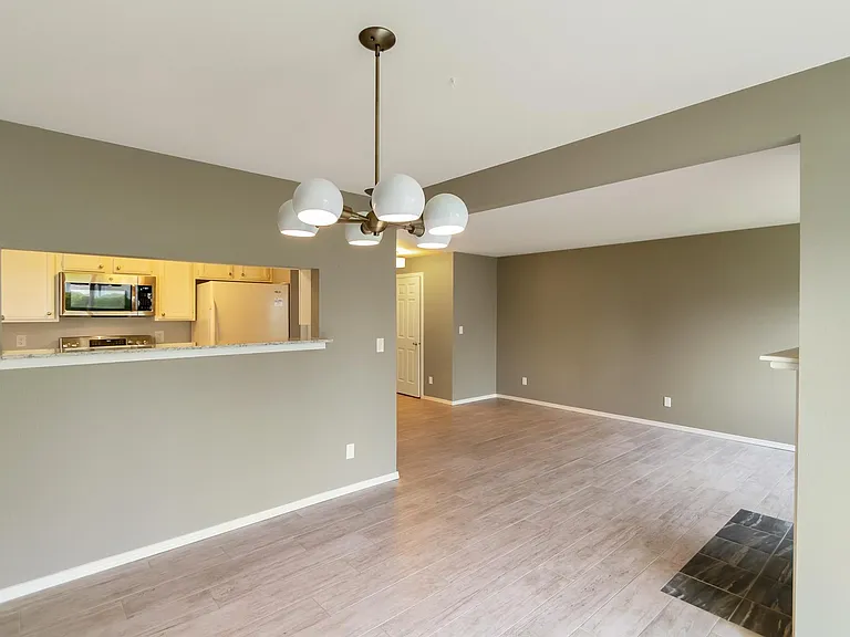 927 132nd St SW — Photo 6