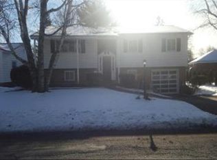 62 Grove Ave, Glens Falls, NY 12801