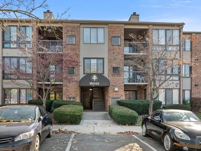 18040 Chalet Dr #15-102, Germantown, MD, 20874
