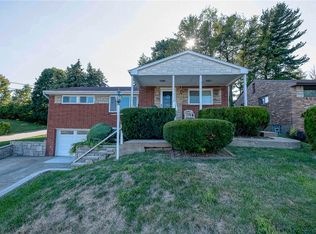 5062 Leona Dr, Pittsburgh, PA