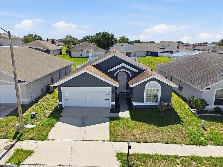 334 Brayton Ln — Photo 23