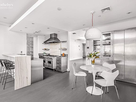 4th image of 26 W 20th St #Penthouse 5