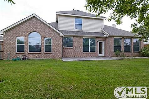 3rd image of 2411 Lockshire Dr