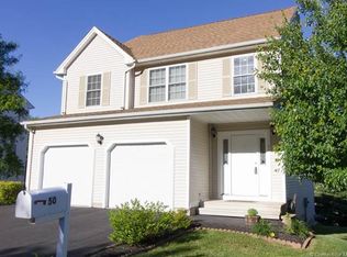 50 Angela Dr, Wallingford, CT 06492