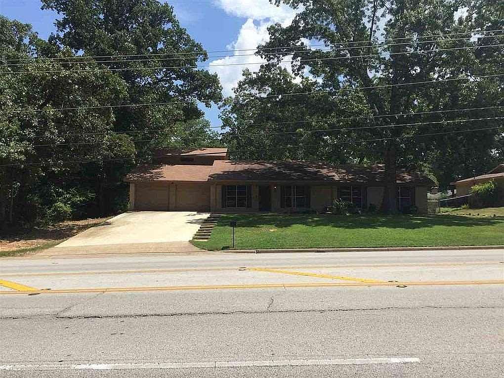 2204 N 4th St, Longview, TX 75605 Zillow