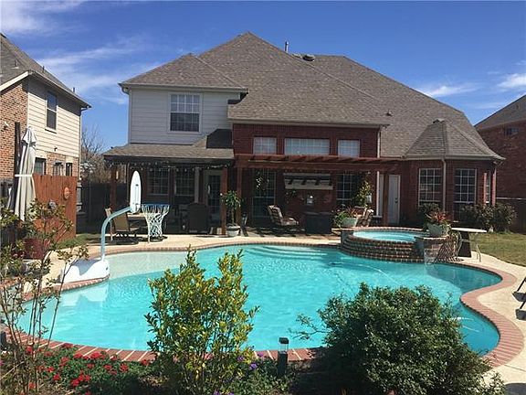 4th image of 1400 Haddington Ln