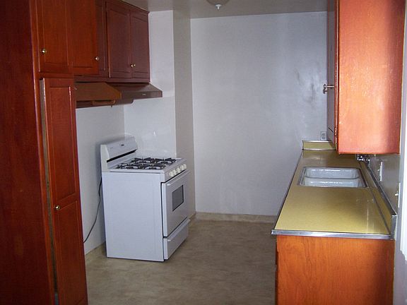 5th image of 500 S Eremland Dr APT 4
