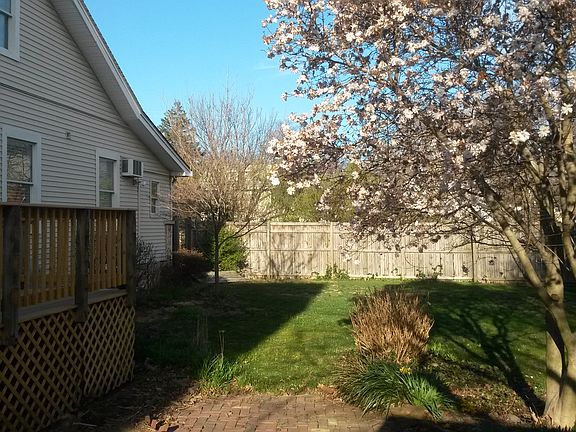 3rd image of 1031 W Roache St