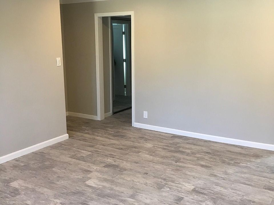 Living/Bedroom