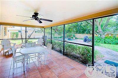 4th image of 1330 Jambalana Ln