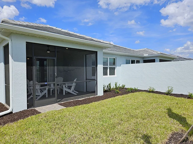 1595 Tavira Pl — Photo 15