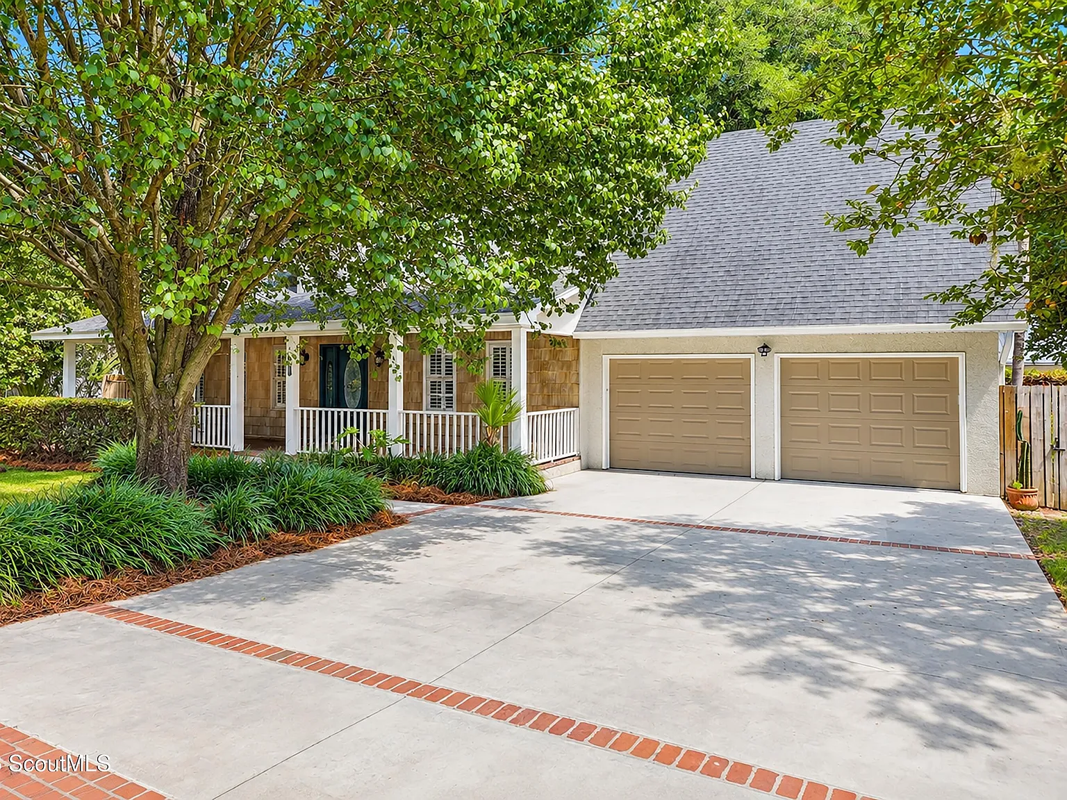 4 bed, 3.5 bath, 2424 sqft, $3,900 — Photo 3