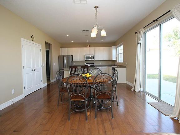 5th image of 2262 Geneva Dr