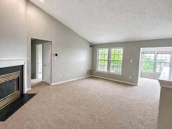 5th image of 23 Laurel Path Ct #23-6