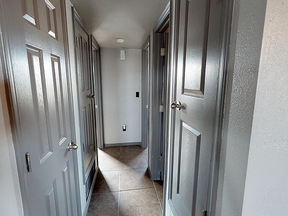 3rd image of 454 Sunrise Hills Dr