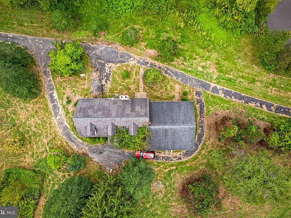 2nd image of 4200 Long Green Rd