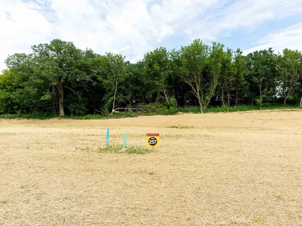 5916 Burning Prairie Dr, Waunakee, WI 53597