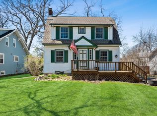 1100 Springfield Ave, Deerfield, IL 60015