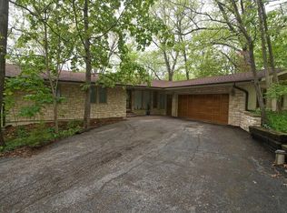 11750 S 85th Ave, Palos Park, IL