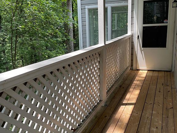 4th image of 1402 Vicksburg Pl #1402