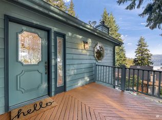 68 N Point Dr, Bellingham, WA 98229
