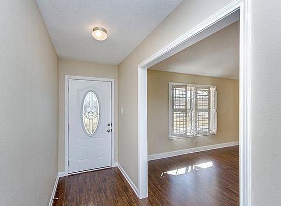 3rd image of 509 Leisurewoods Dr