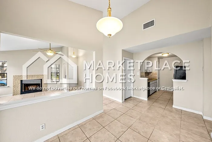1001 Greenbriar Loop — Photo 7