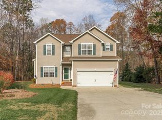 353 Brook Glen Dr, Mooresville, NC 28115