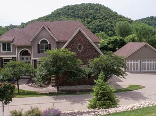 801 Spring Brook Dr, Winona, MN 55987