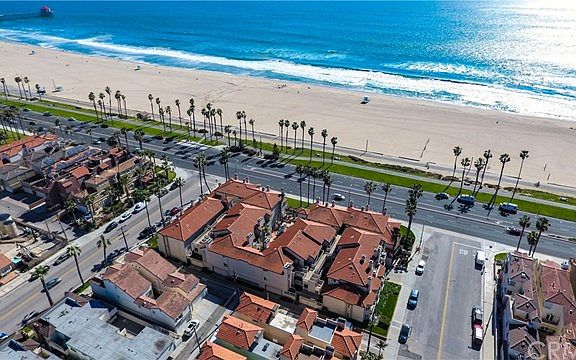 3rd image of 1400 Pacific Coast Hwy APT 121